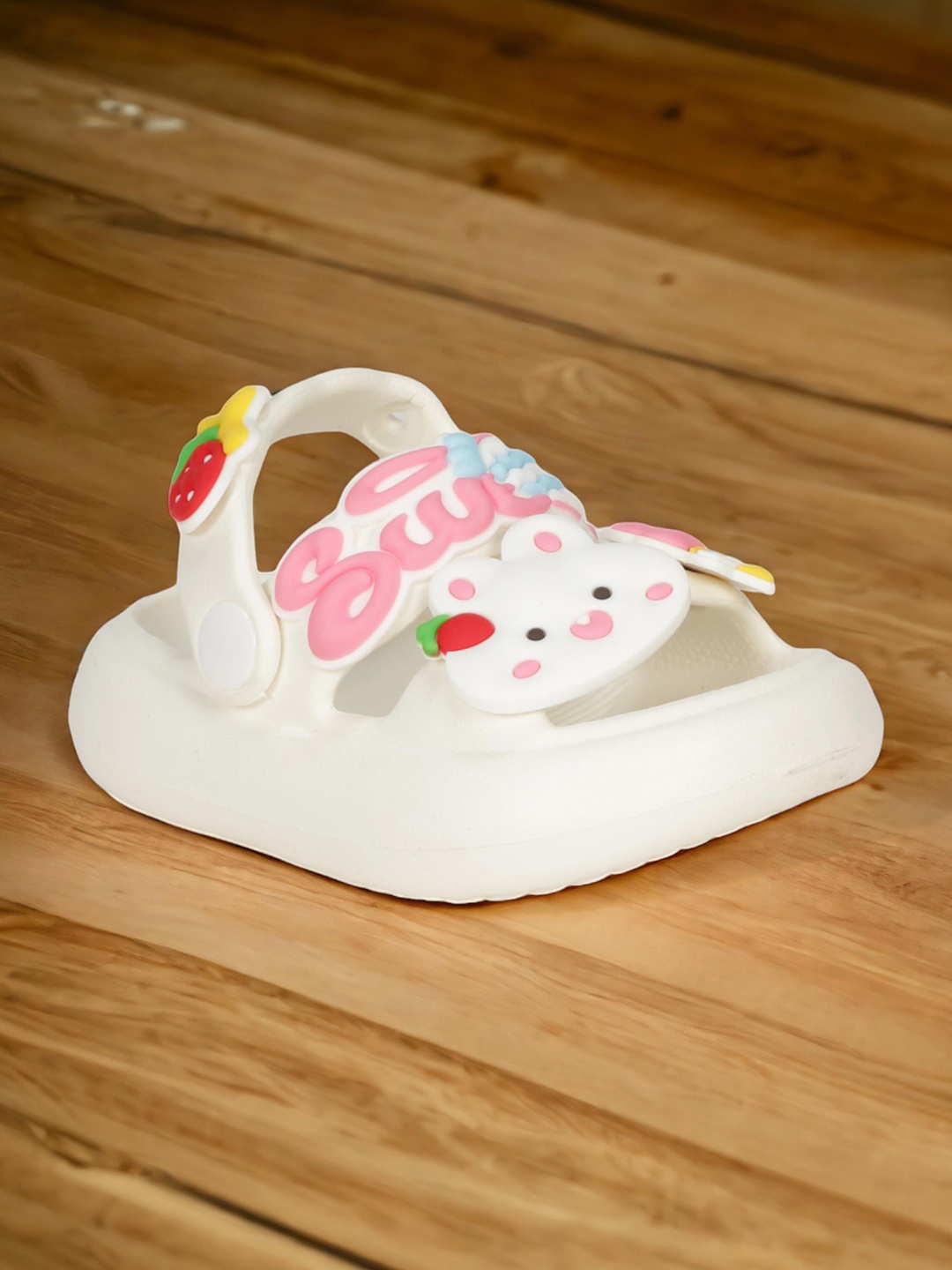 

Lil Lollipop Infants Self Design Anti-Slip Rubber Clogs, Cream