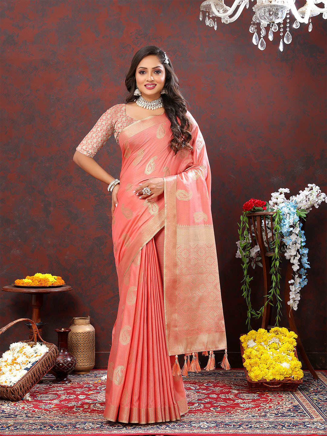 

YAVIRA SILK Ethnic Motifs Woven Design Zari Saree, Peach