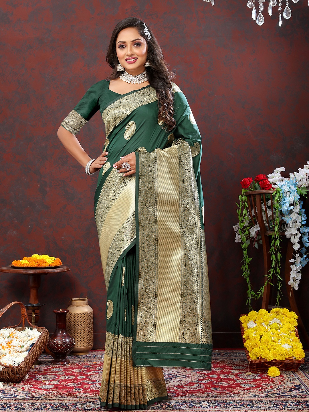 

YAVIRA SILK Ethnic Motifs Woven Design Zari Banarasi Saree, Olive