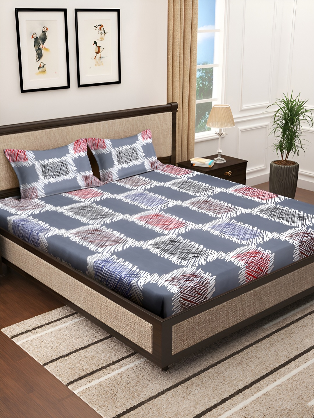 KLOTTHE Grey & White Geometric Printed 300TC King Bedsheet With 2 Pillow Cover
