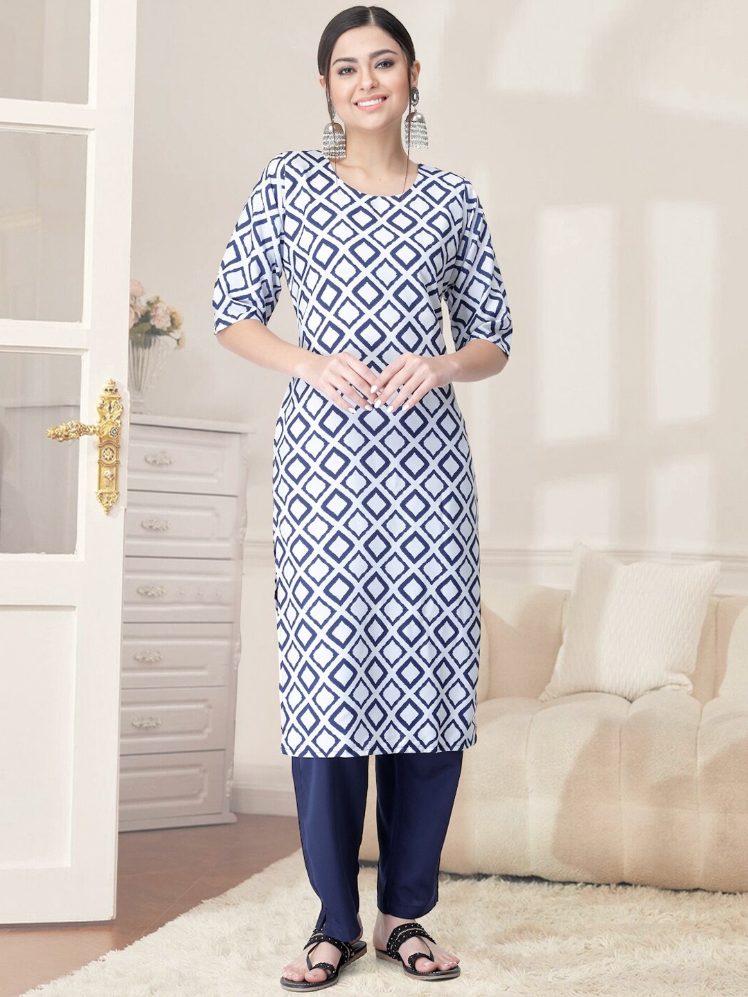 

7Threads Geometric Printed Round Neck Kurta with Trousers, White