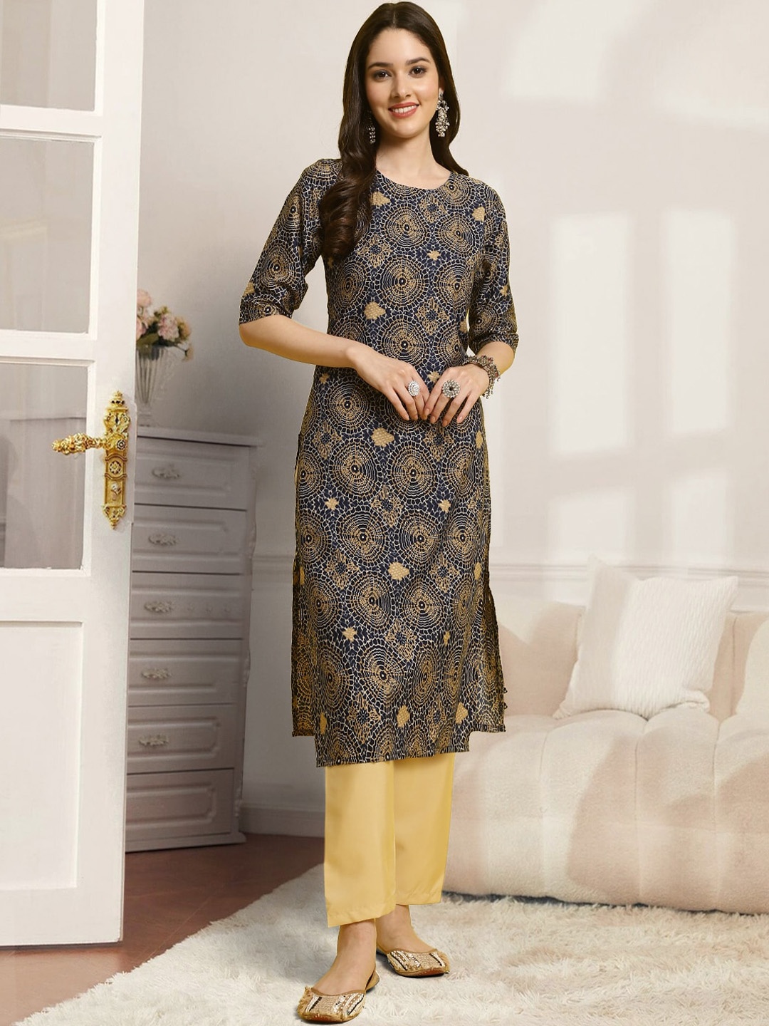 

7Threads Ethnic Motifs Printed Round Neck Regular Kurta with Trousers, Blue