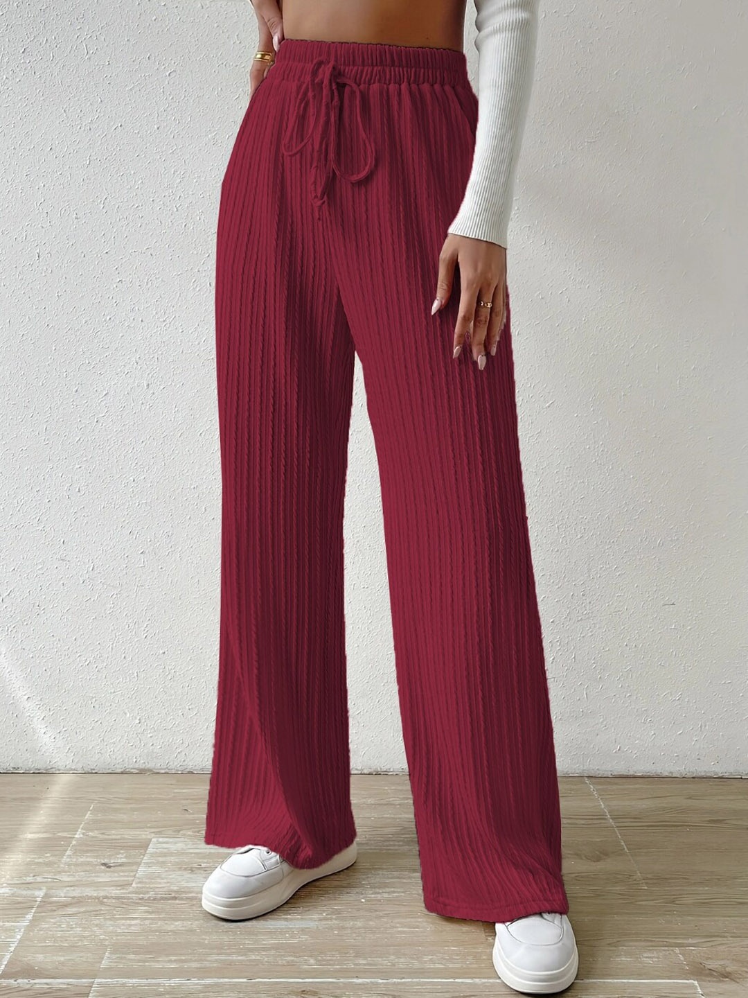 

Stylecast X KPOP Women Original Pleated Trouser, Burgundy