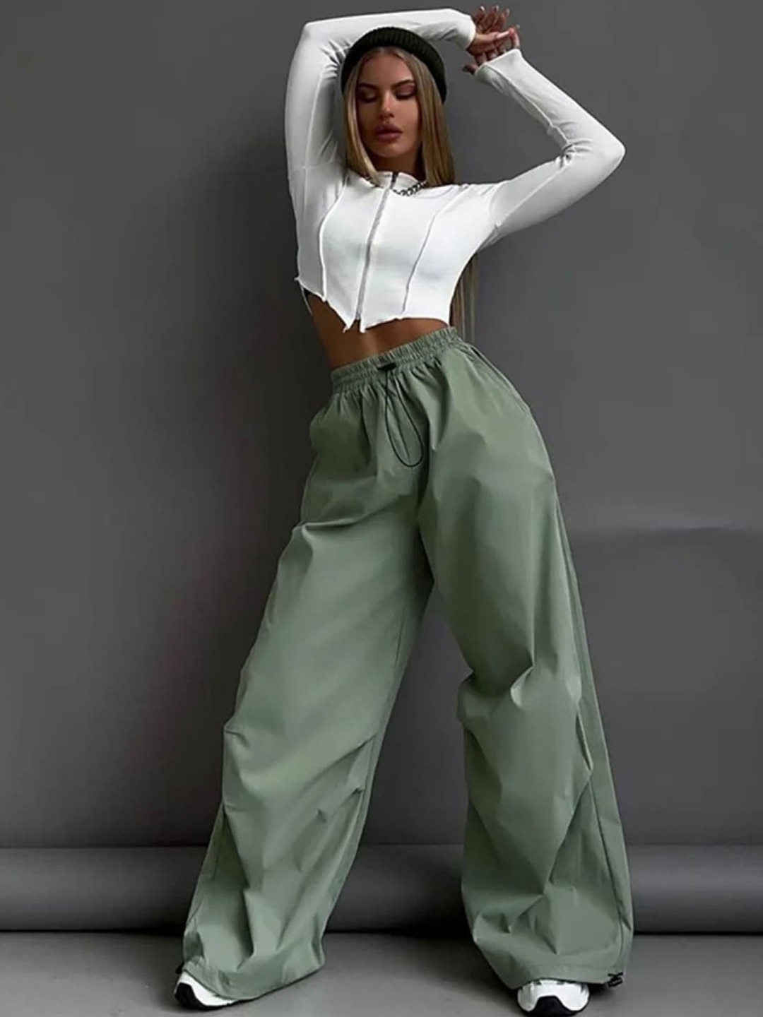 

Stylecast X KPOP Women Relaxed Loose Fit Trouser, Green