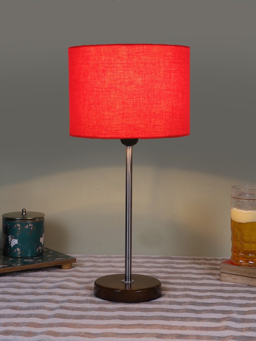 

Devansh Red Textured Cylinder Wooden Contemporary Table Lamp