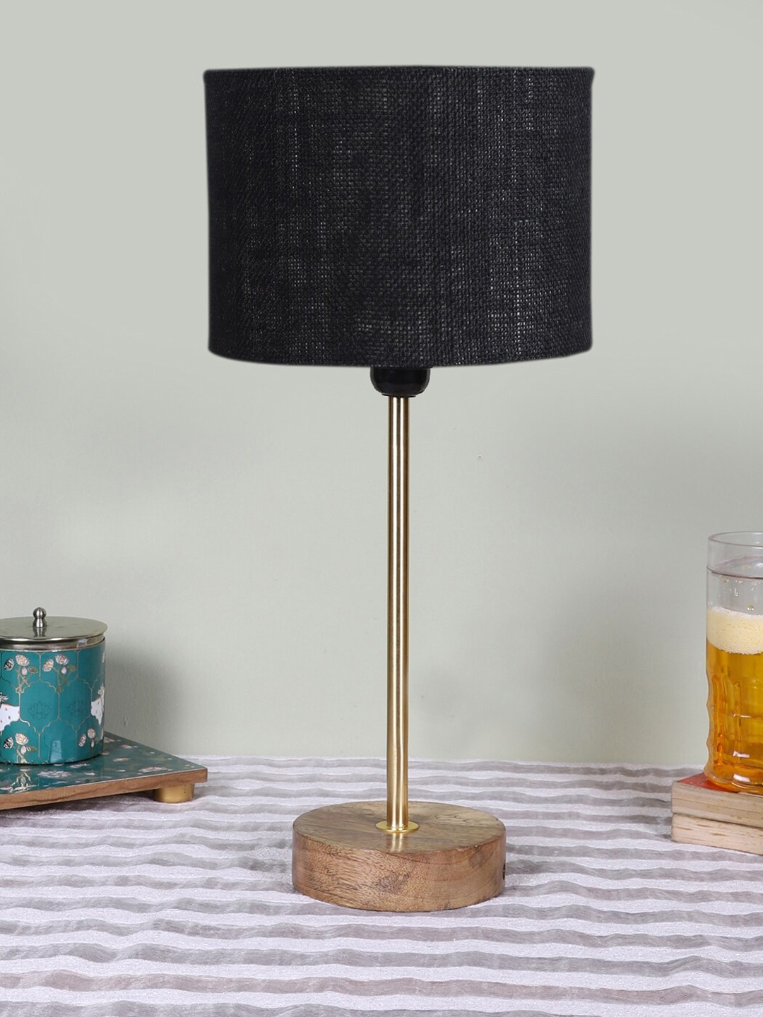 

Devansh Black Wooden Cylinderical Table Lamps