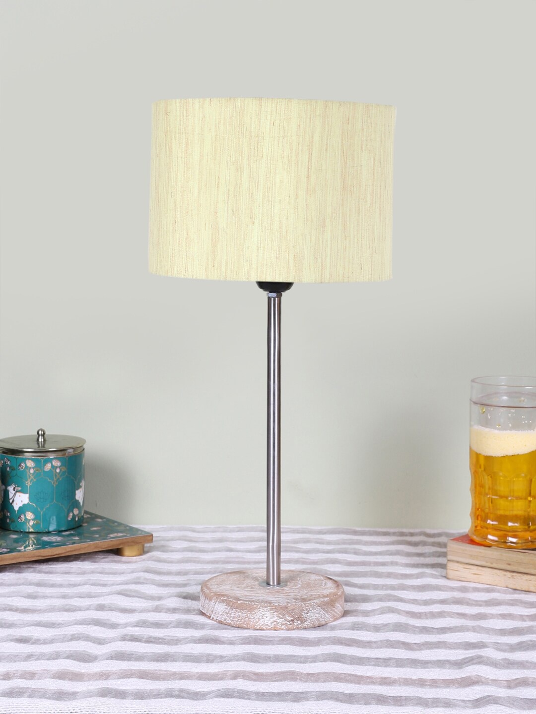 

Devansh White Wooden Cylinder Table Lamps