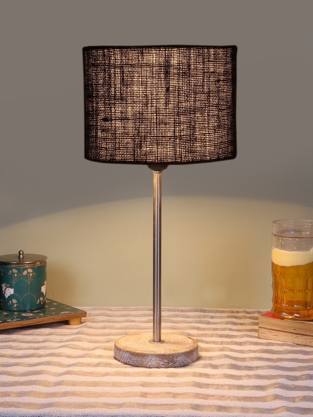 

Devansh Black Cylindrical Wooden Table Lamp