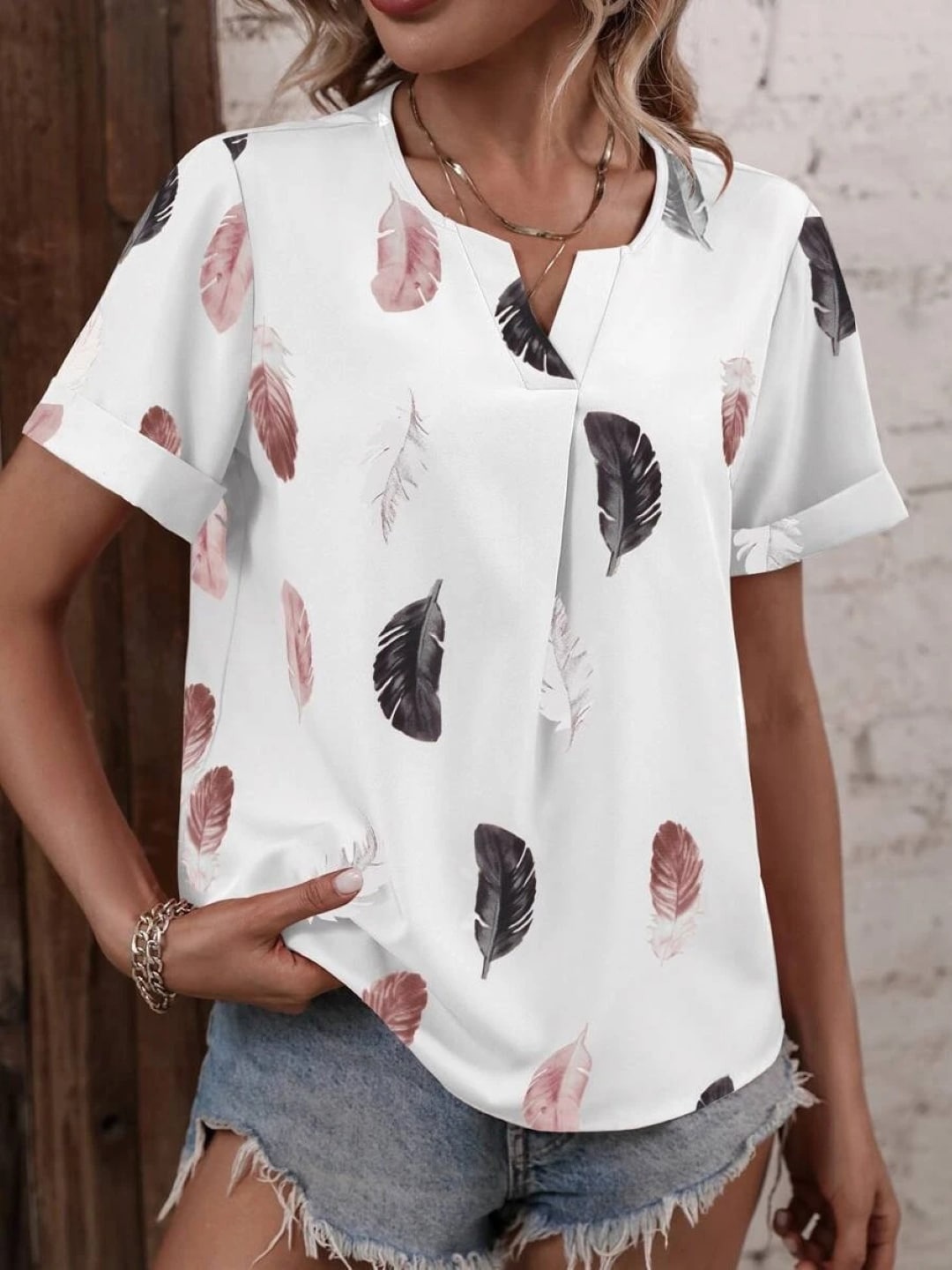 

Stylecast X KPOP Printed Notch Neck Short Sleeves Top, White