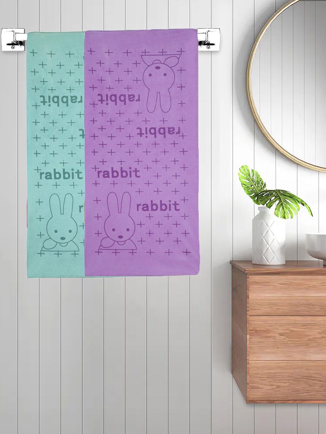 

FABINALIV Set Of 2 Cartoon Print 300 GSM Cotton Kids Bath Towels, Green