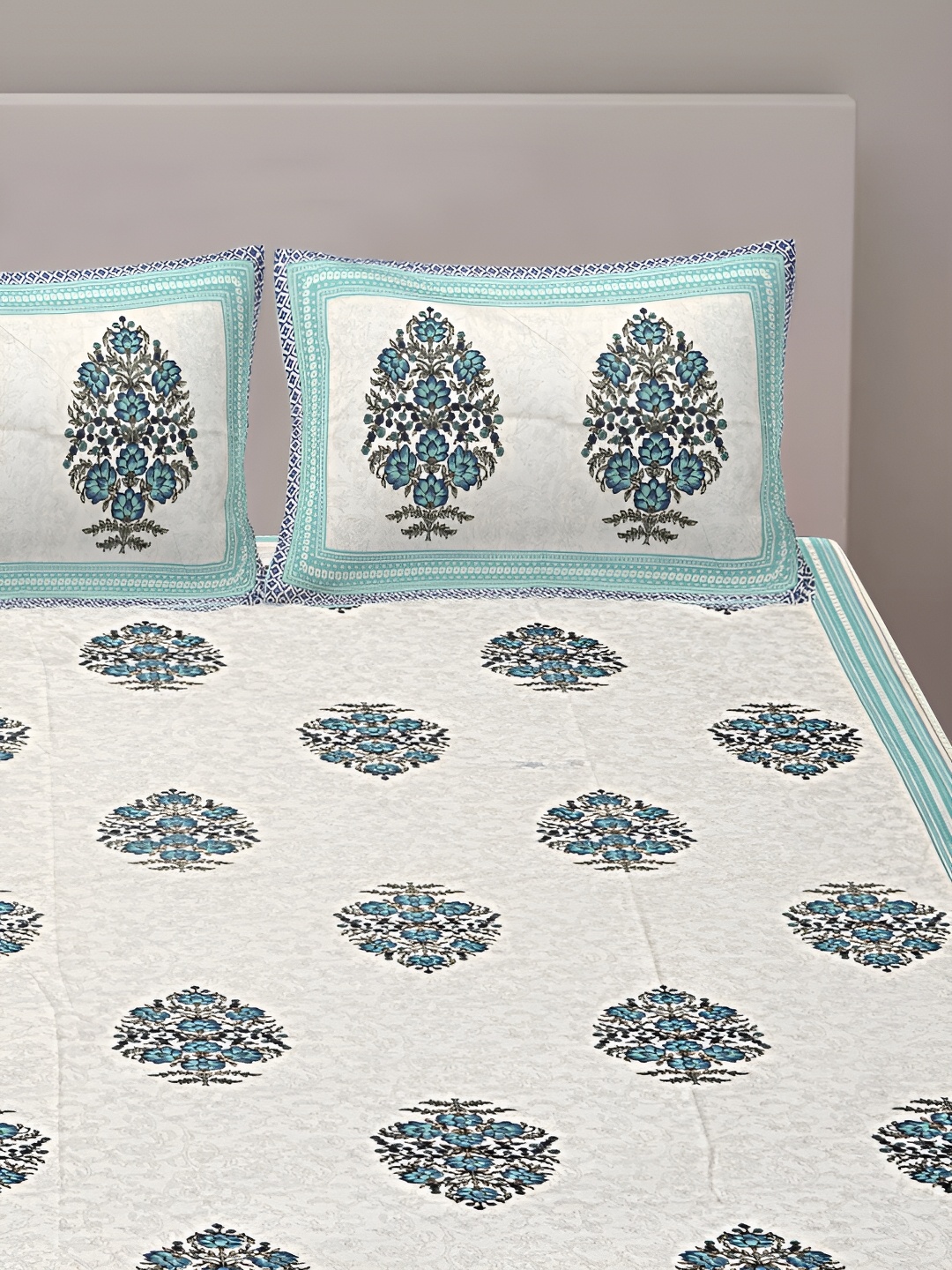 

VANI E Blue & Grey Floral 250 TC King Bedsheet with 2 Pillow Covers