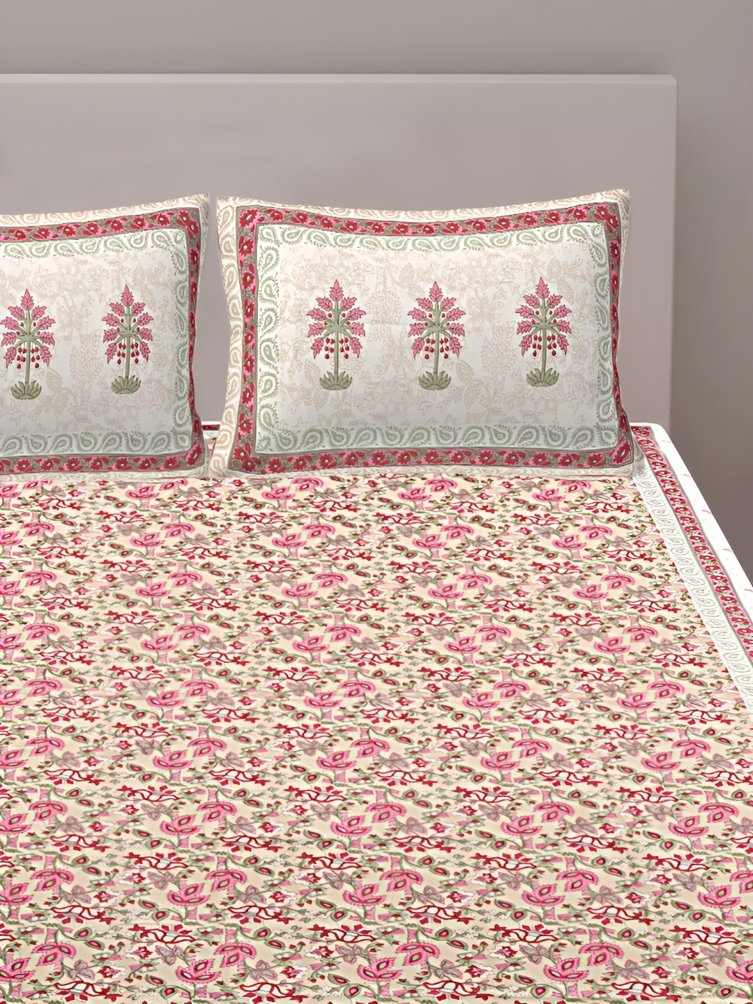 

VANI E Pink & Green Floral Printed Cotton 250 TC King Bedsheet with 2 Pillow Covers