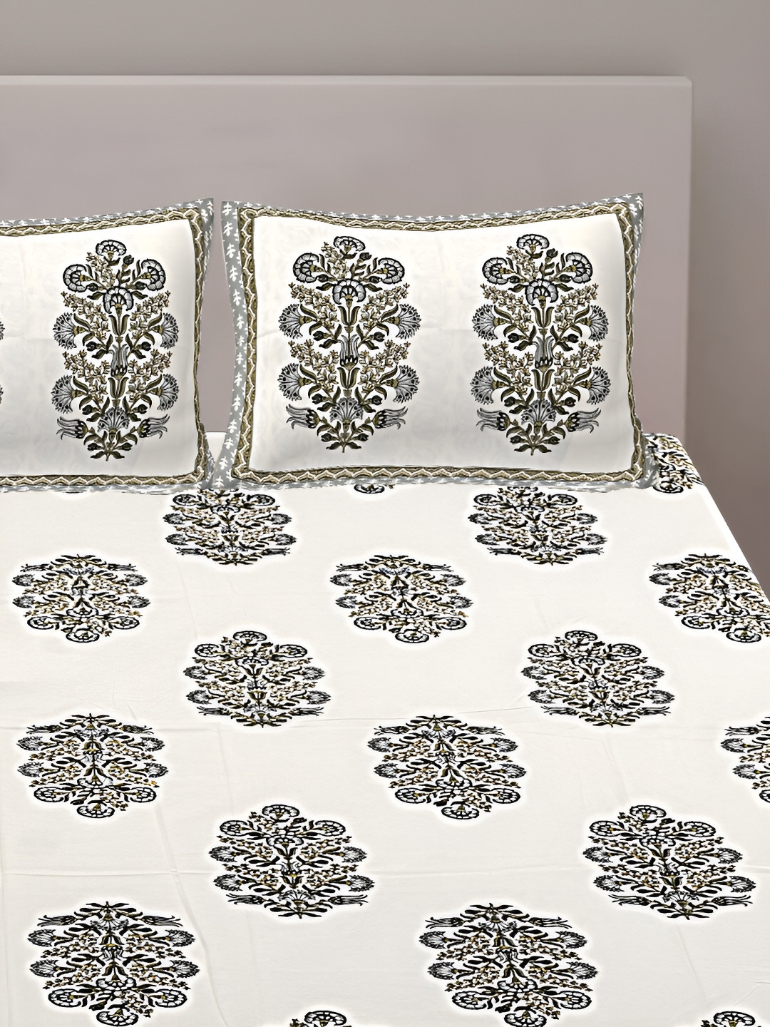 

VANI E White & Grey Printed Cotton 250 TC King Bedsheet with 2 Pillow Covers