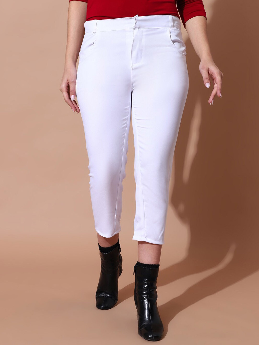 

Chanira La Parezza Women Cotton Regular Trousers, White