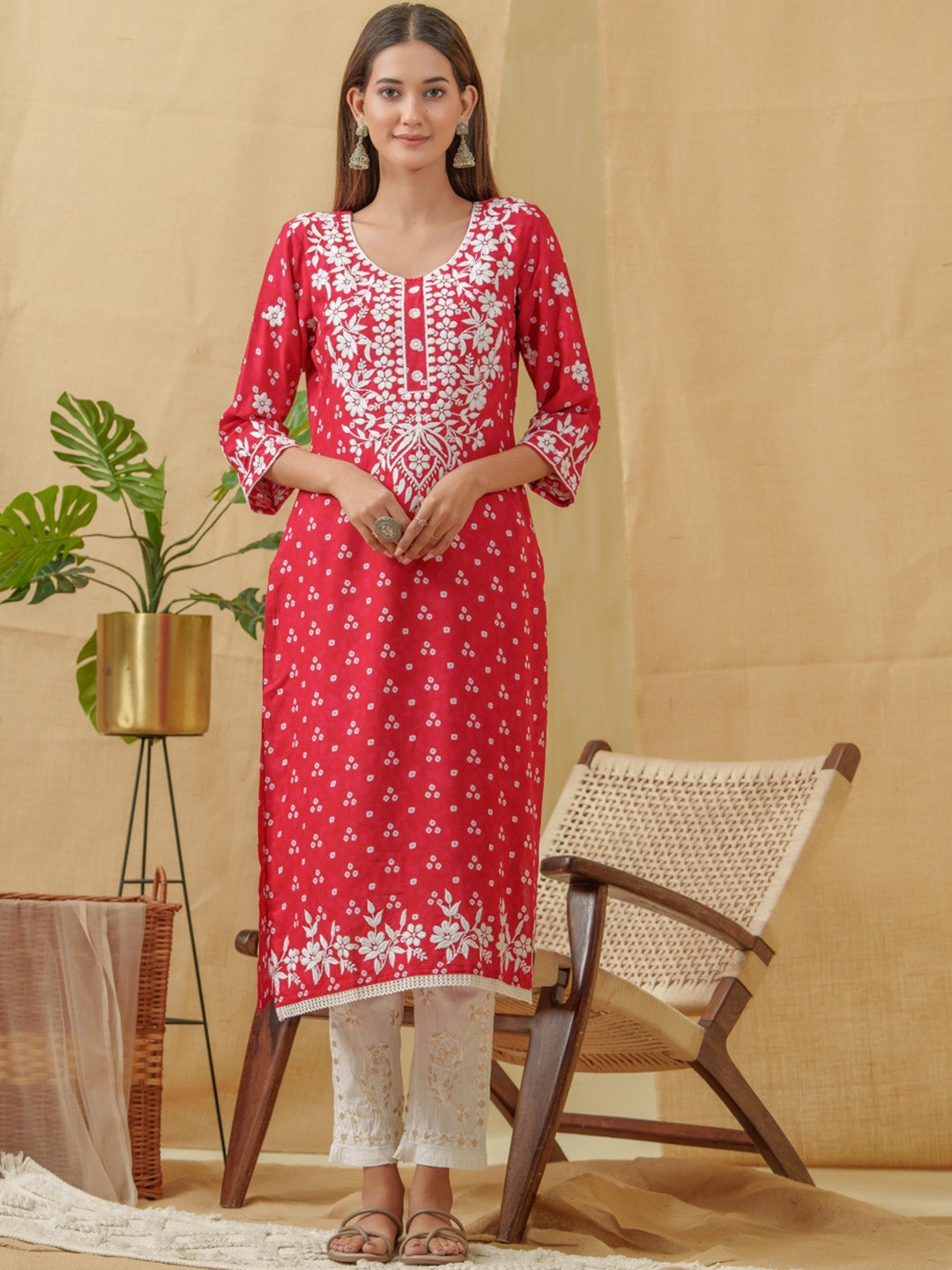 

Sangria Bandhani Printed Thread Work Straight Kurta, Red