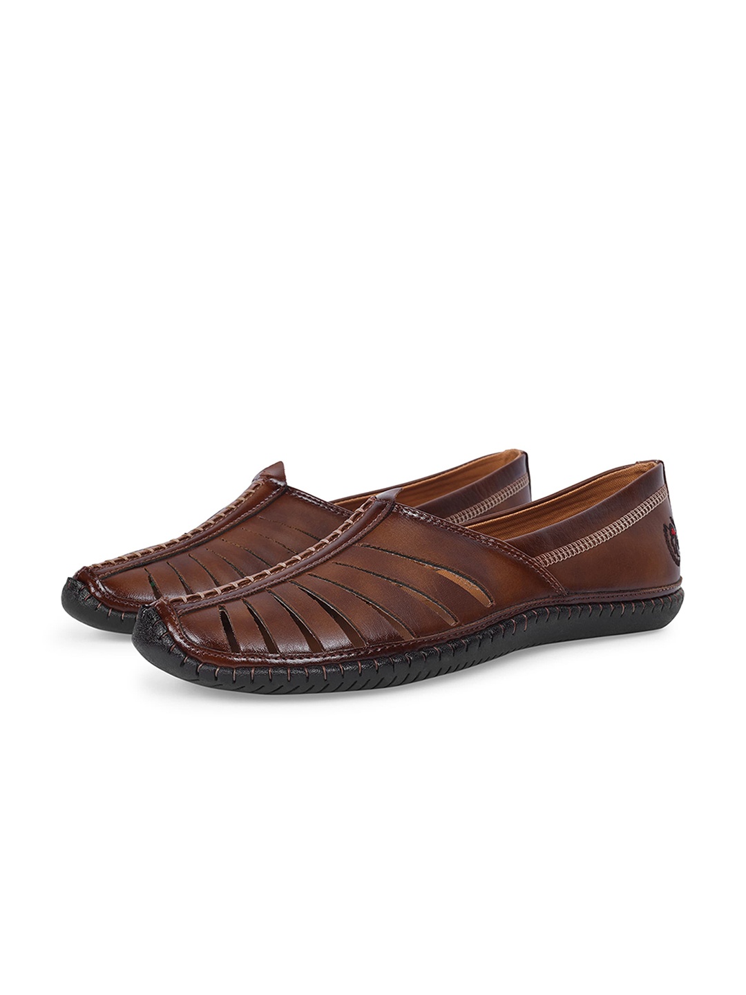 

Big Boon Men Textured Lightweight Mojaris, Beige