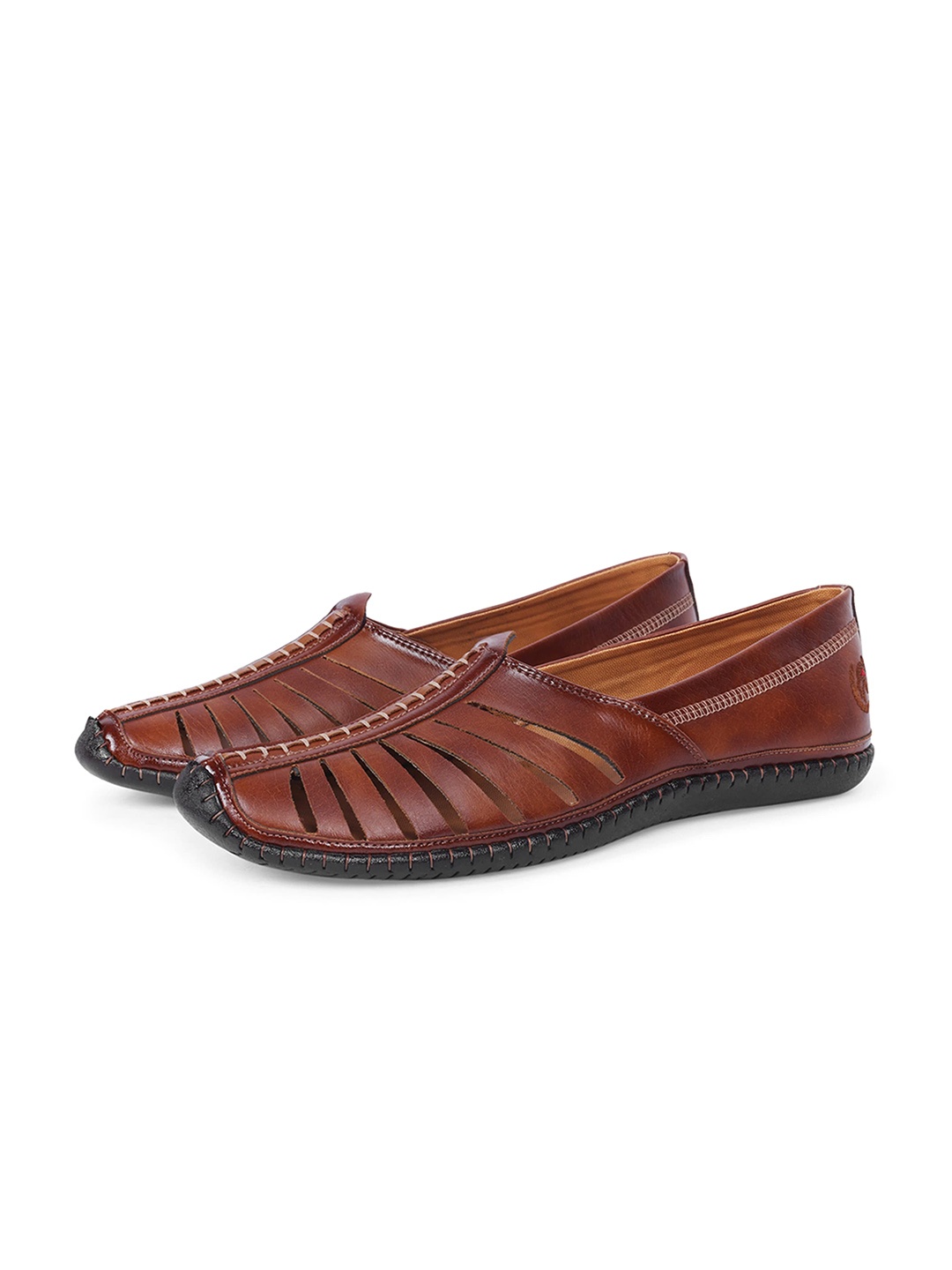

Big Boon Men Textured Lightweight Mojaris, Camel brown