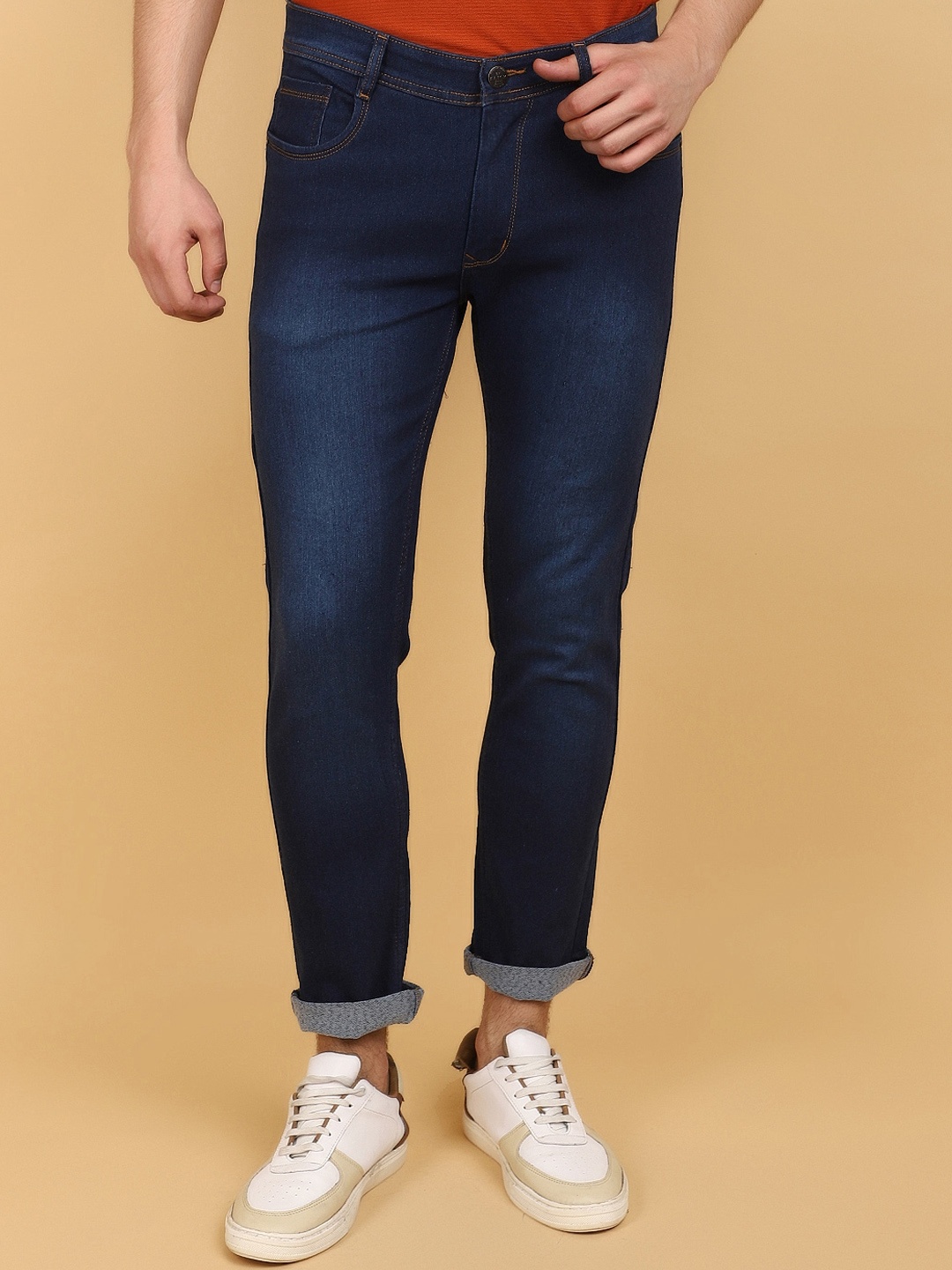 

V-Mart Men Slim Fit Light Fade Jeans, Blue