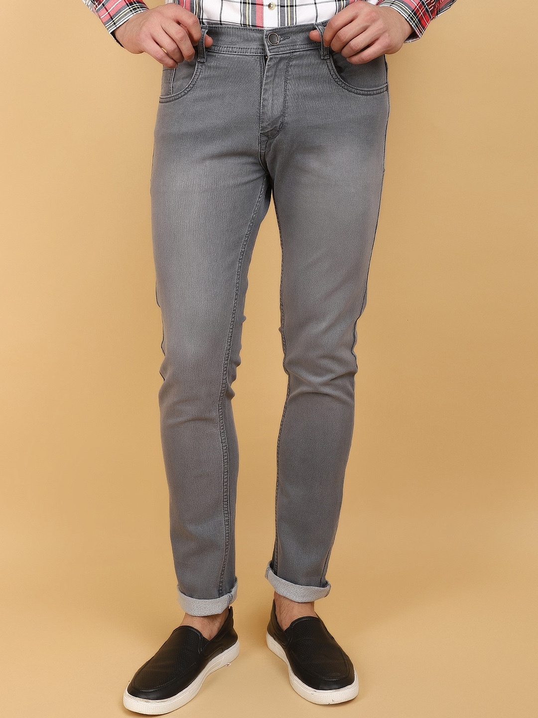 

V-Mart Men Slim Fit Cotton Light Fade Jeans, Grey