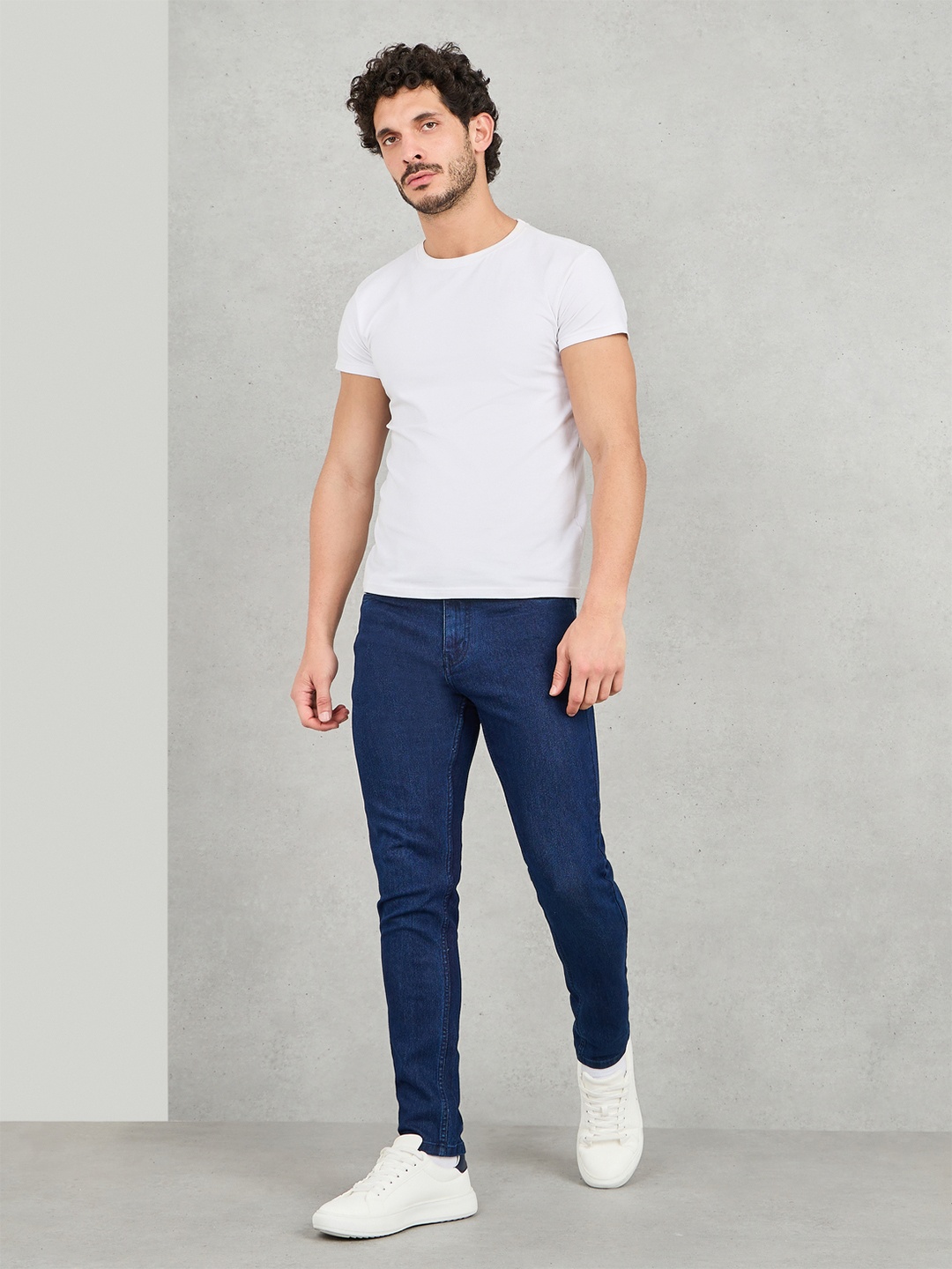 

Styli Men Mid Rise Dark Wash Skinny Fit Jeans, Navy blue