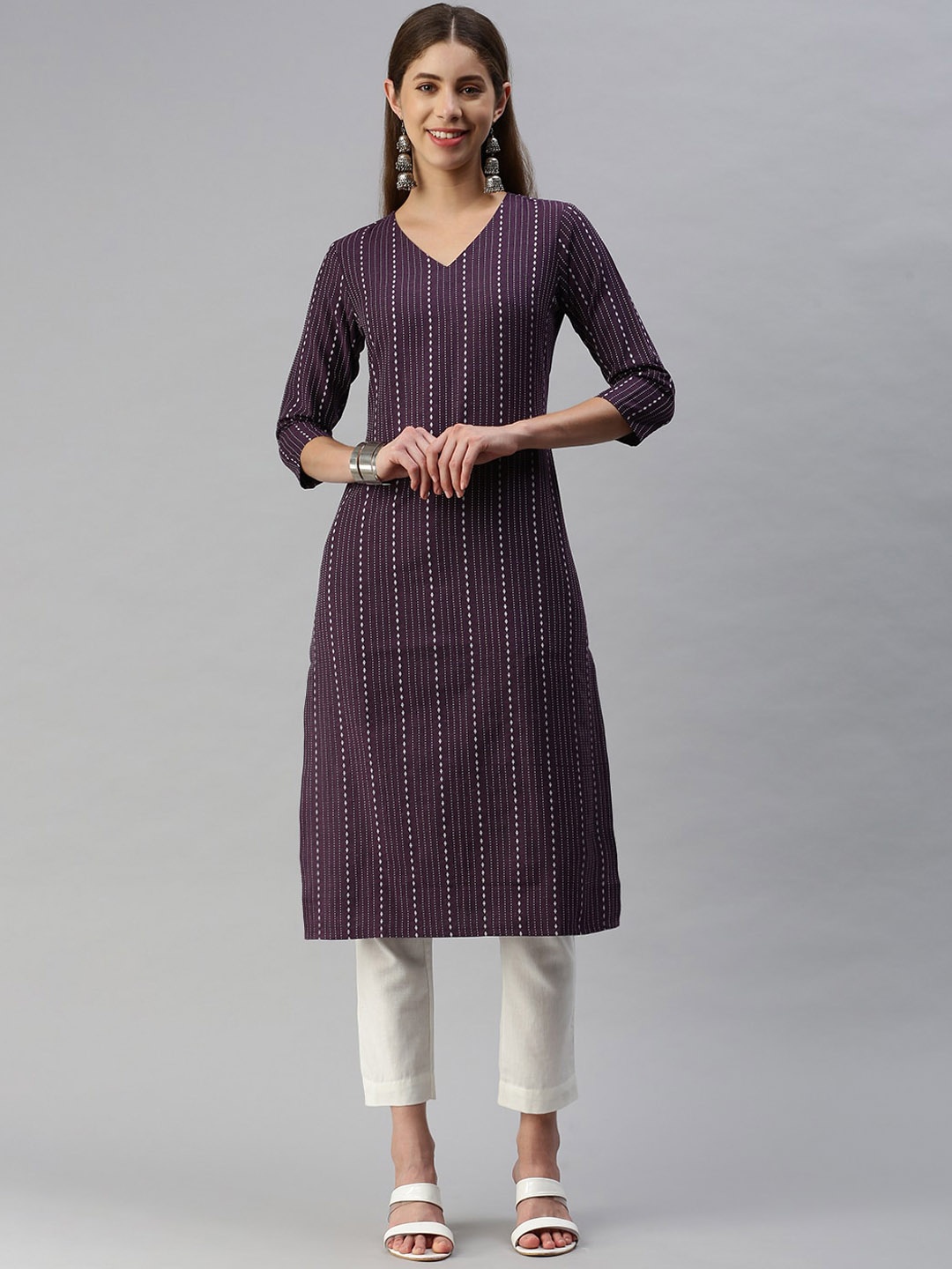 

Saanjh Purple Striped Embroidered V-Neck Thread Work Straight Kurta