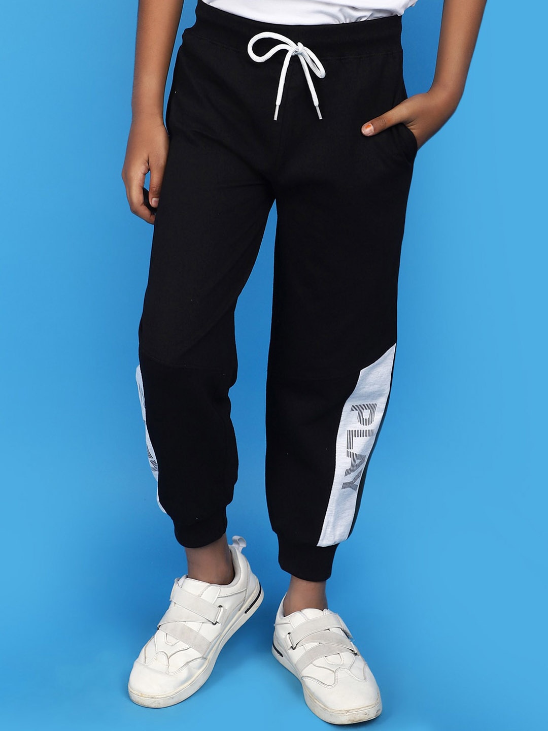 

V-Mart Boys Printed Cotton Loop Knit Joggers, Black