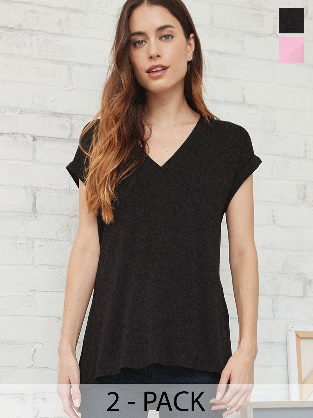 

COLOR CAPITAL Pack of 2 V-Neck Relaxed Fit T-shirt, Black