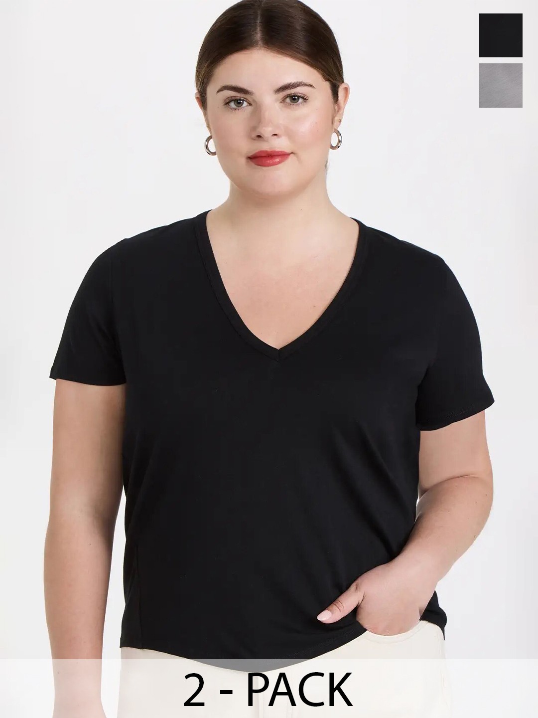 

COLOR CAPITAL Pack of 2 V-Neck Relaxed Fit T-shirt, Black
