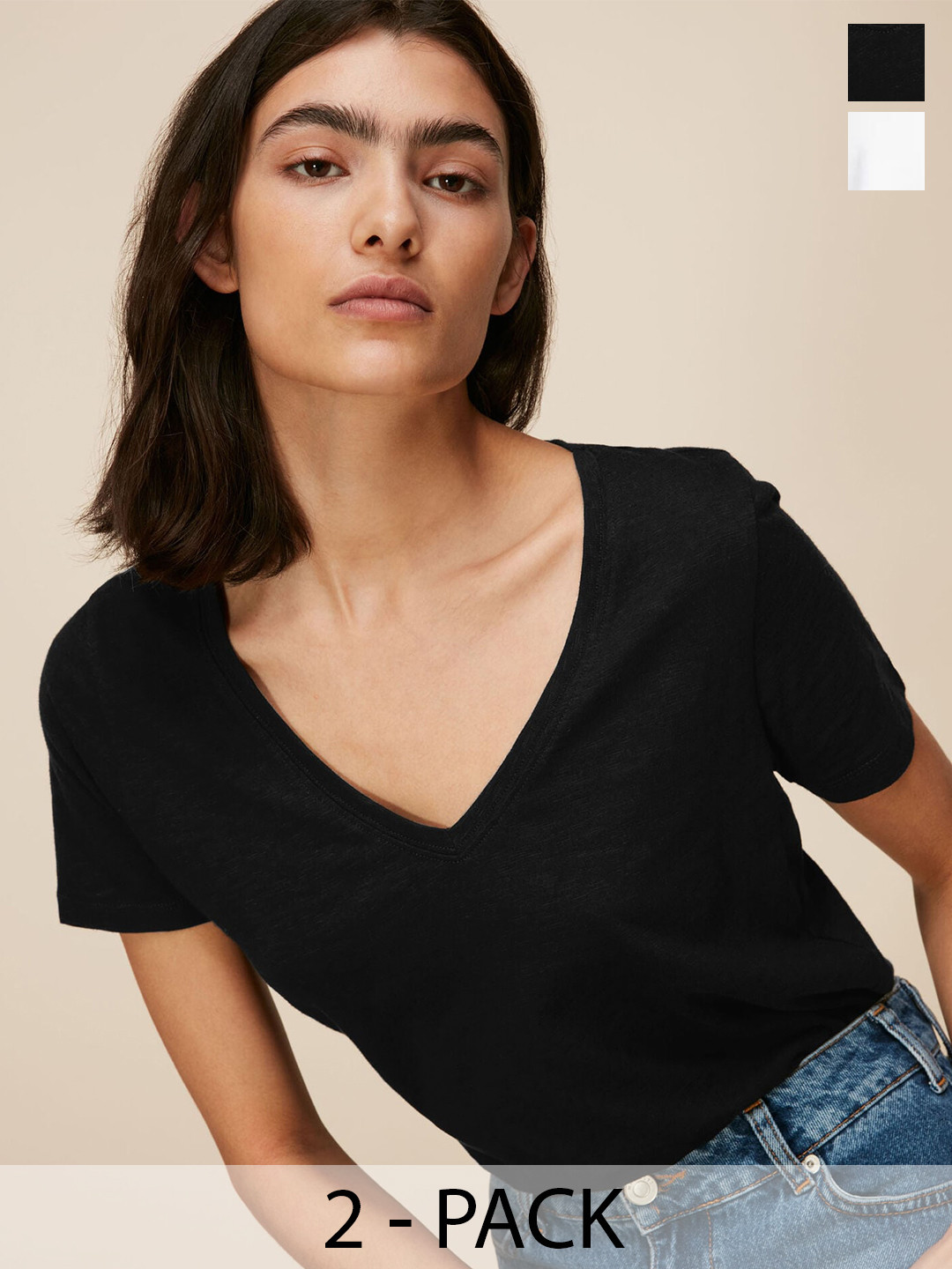 

COLOR CAPITAL Pack of 2 V-Neck Relaxed Fit T-shirt, Black