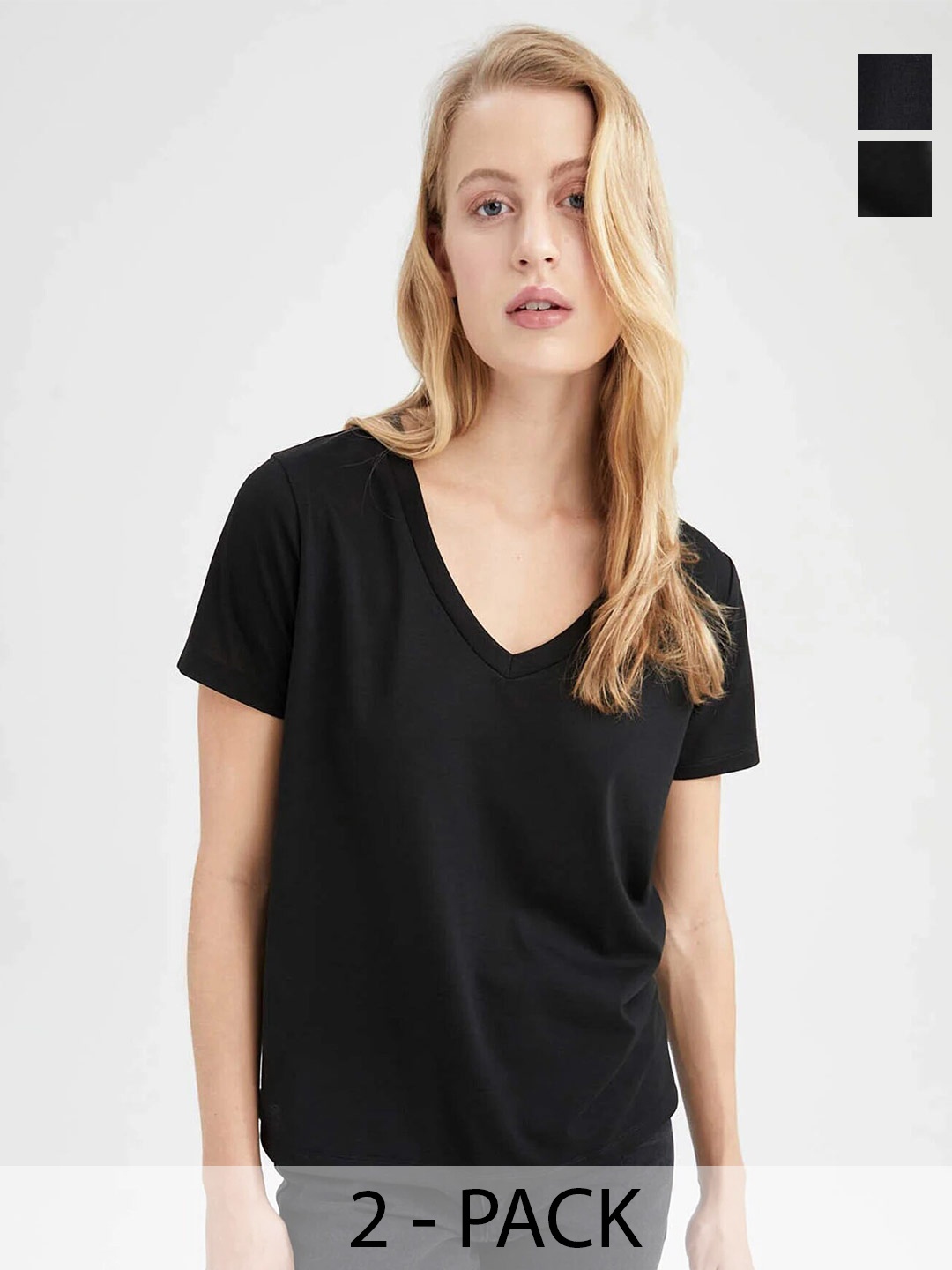 COLOR CAPITAL Pack Of 2 V-Neck T-Shirt, Black