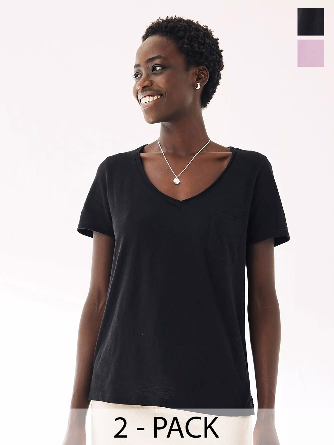 

COLOR CAPITAL Pack of 2 Relaxed Fit V-Neck T-shirts, Black