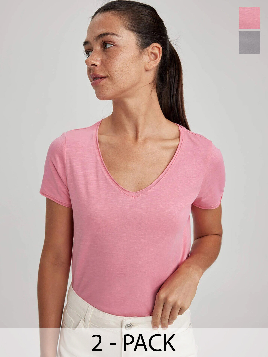 

COLOR CAPITAL Pack Of 2 V-Neck Relaxed Fit T-shirt, White