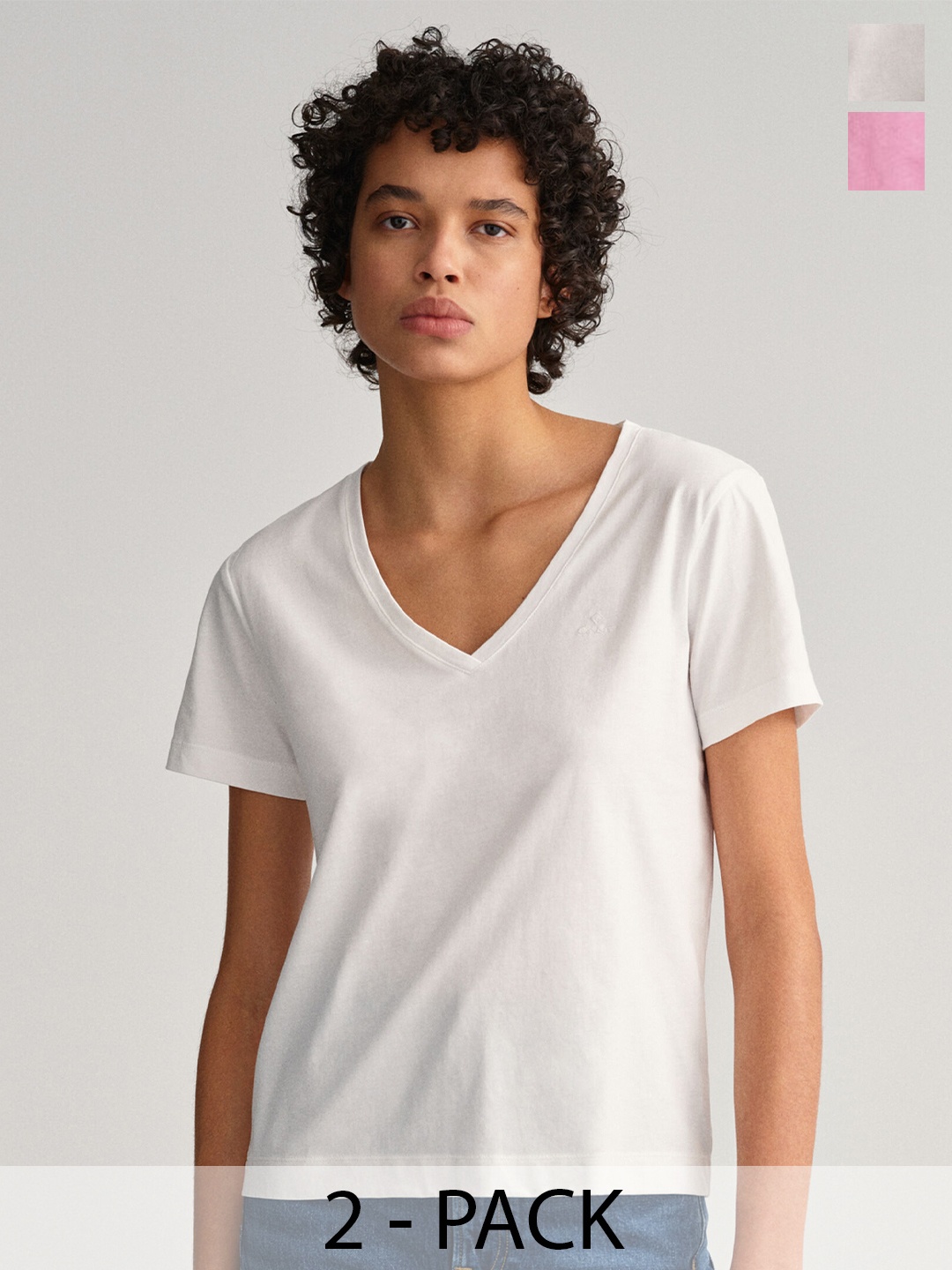 

COLOR CAPITAL Pack Of 2 V-Neck T-Shirt, White