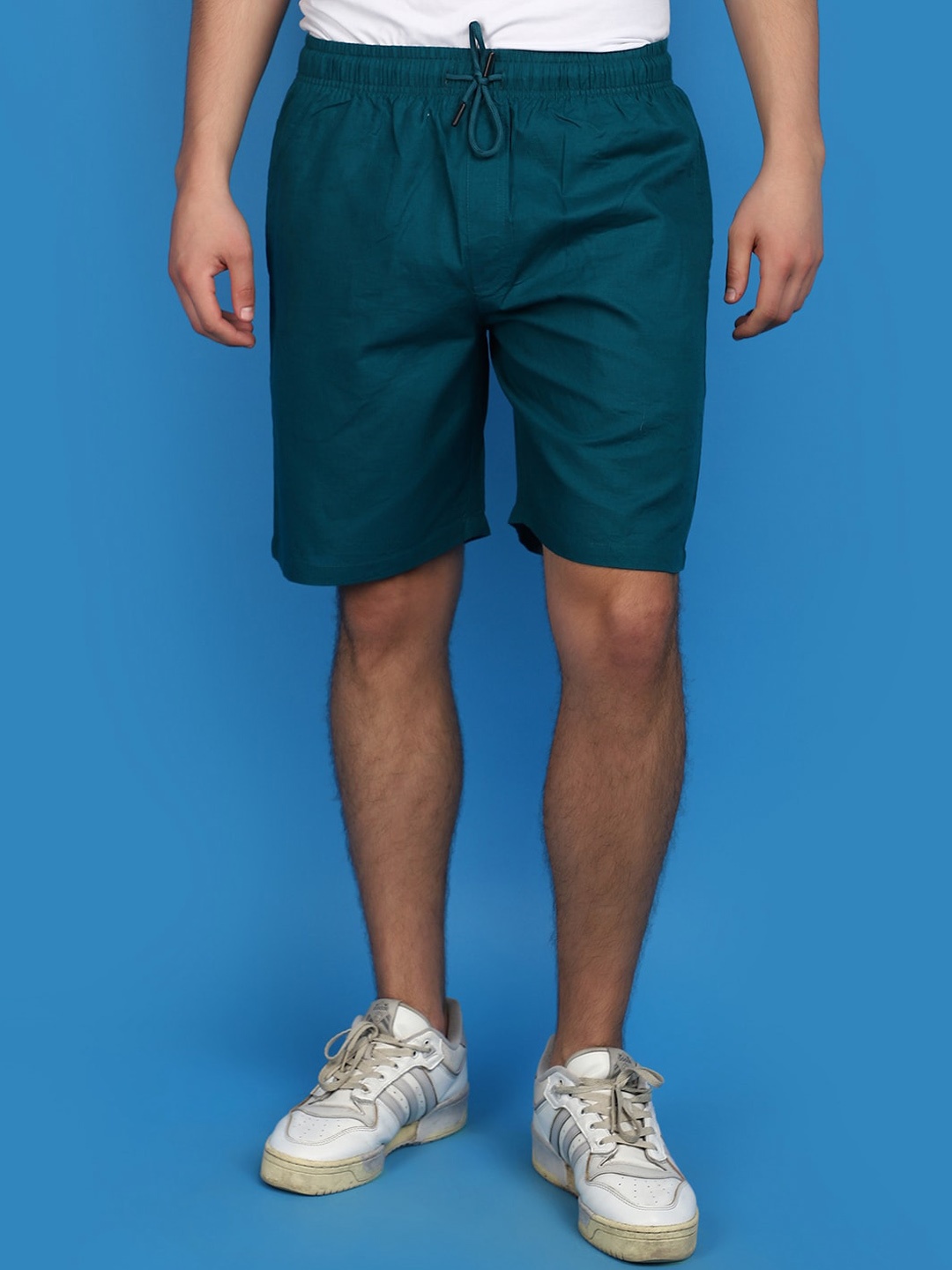 

V-Mart Men Cotton Regular Shorts, Green