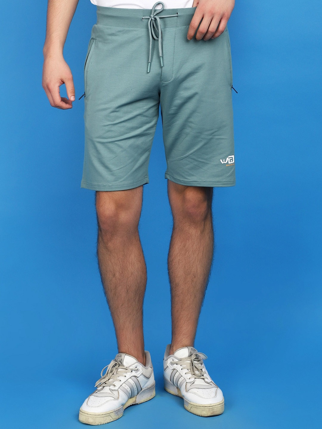 

V-Mart Men Cotton Regular Shorts, Green