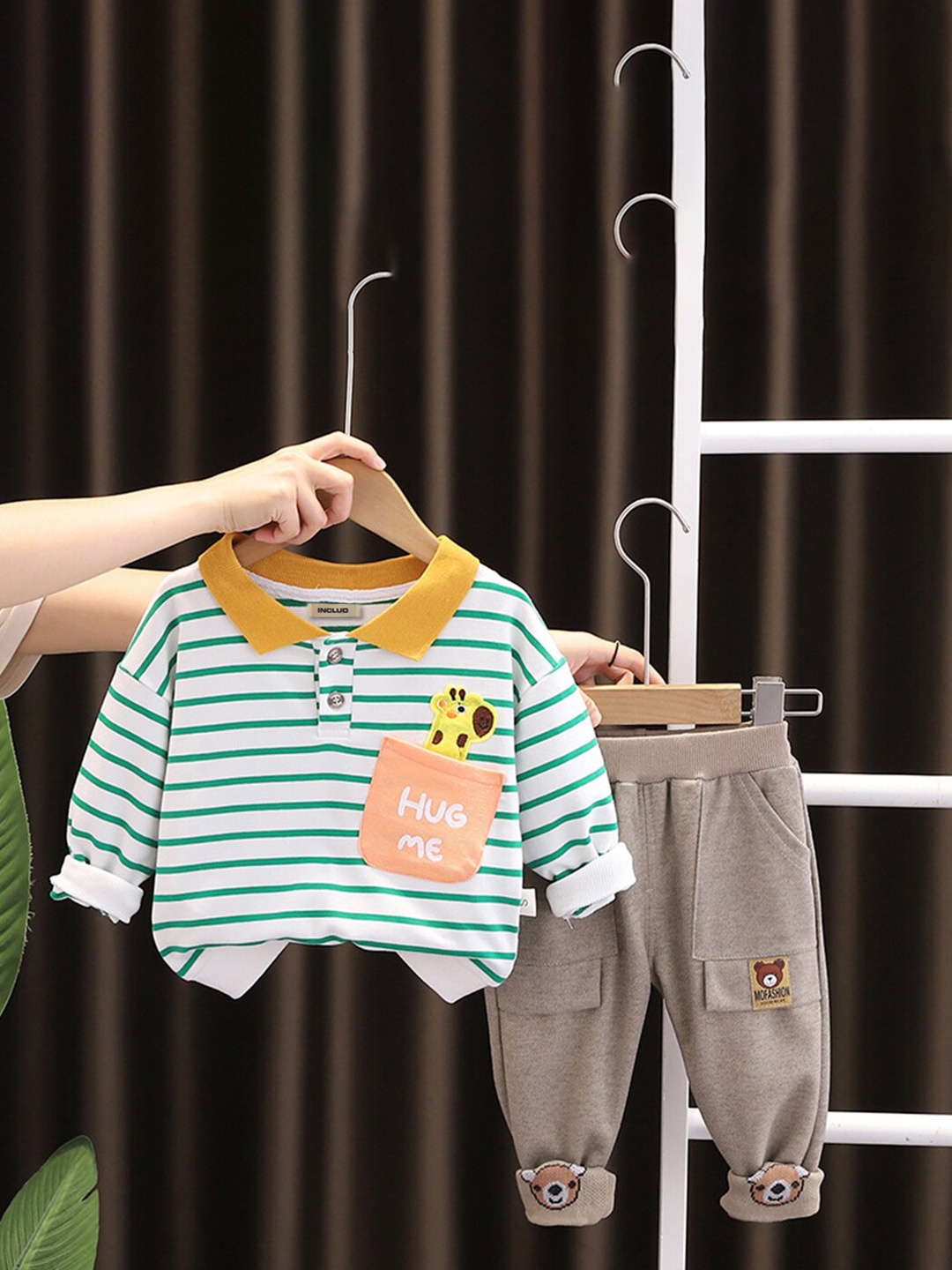 

INCLUD Boys Striped Polo Collar T-shirt With Applique Joggers, Green