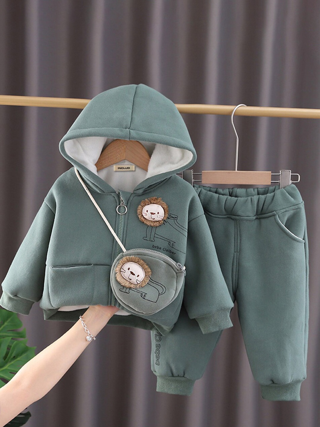 

INCLUD Boys Hooded Sweatshirt with Joggers & Sling Bag, Green