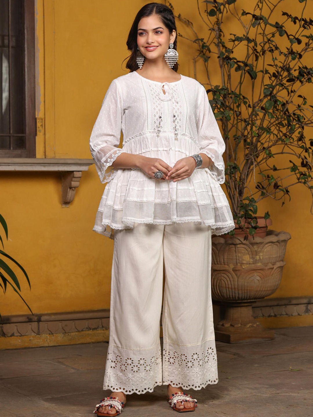 

Juniper Floral Embroidered Cotton Dobby Tunic, White