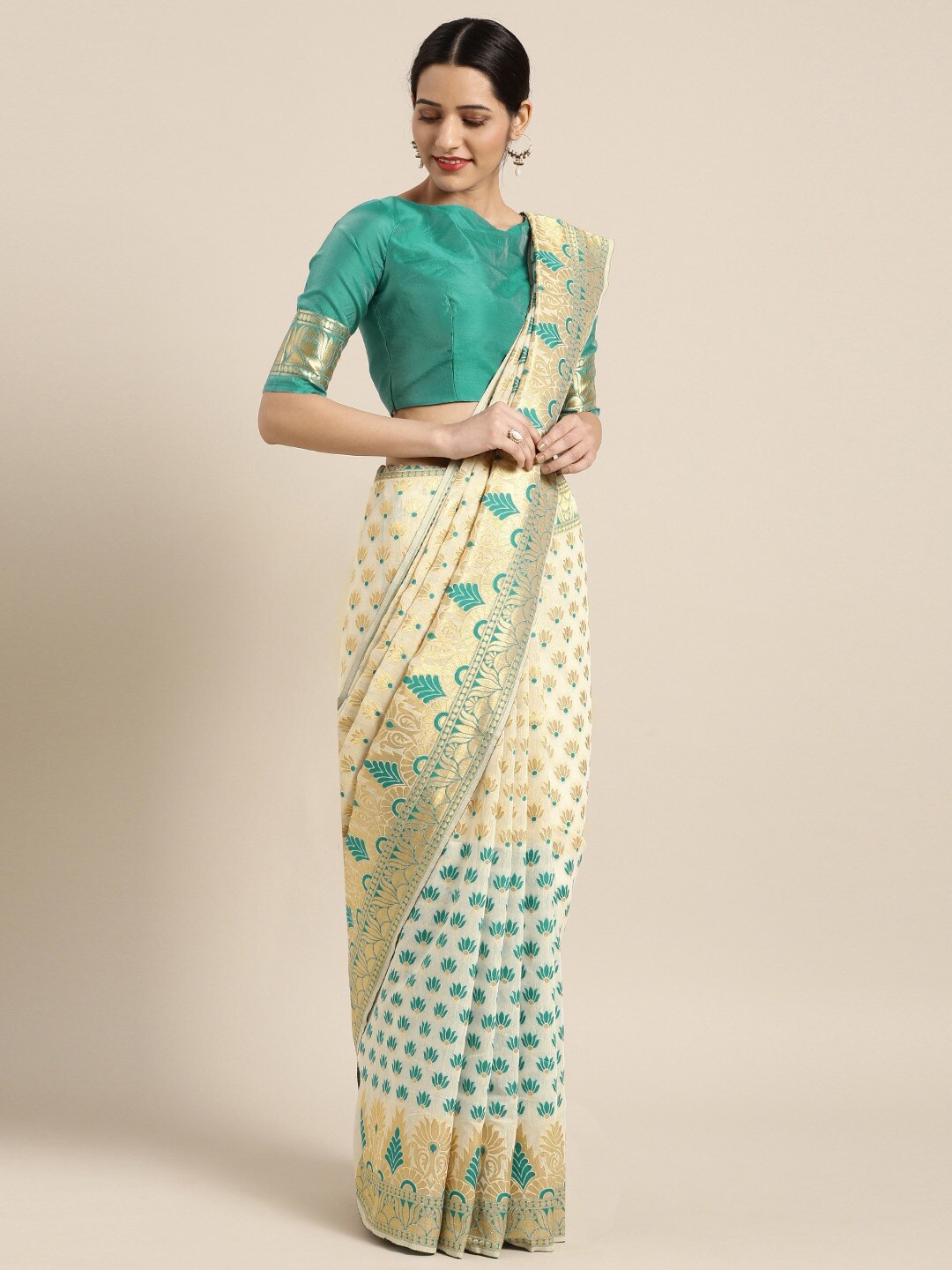 

HRITIKA Ethnic Motifs Woven Design Zari Art Silk Saree, White