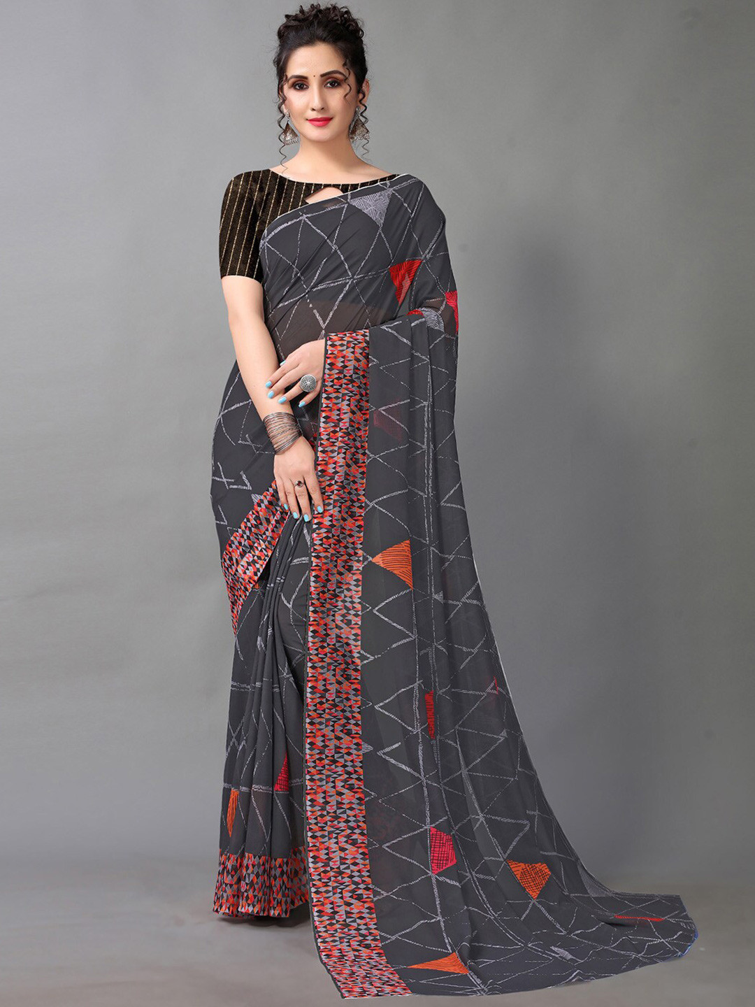 

HRITIKA Geometric Printed Saree, Grey