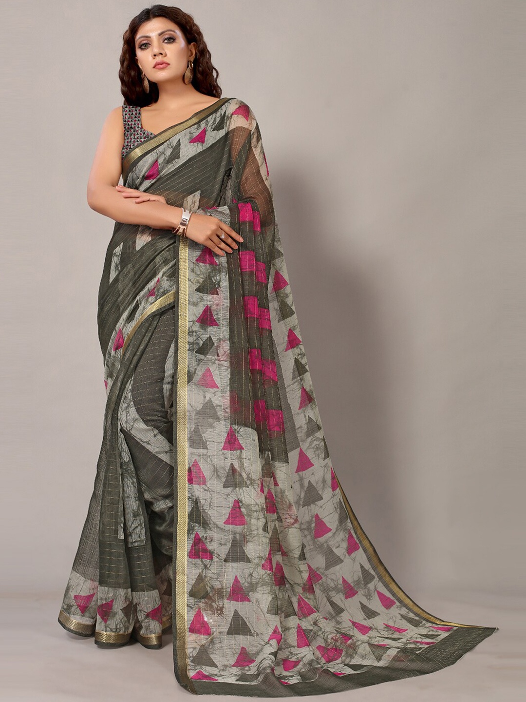 

HRITIKA Geometric Printed Zari Saree, Grey