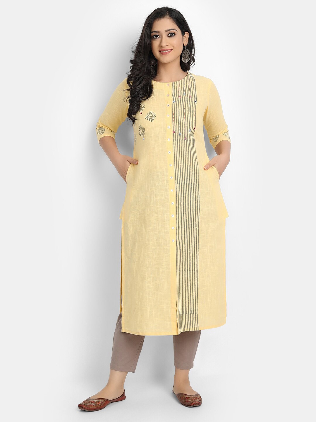 

SUTI Printed Round Neck Mirror Work Cotton Kurta, Yellow