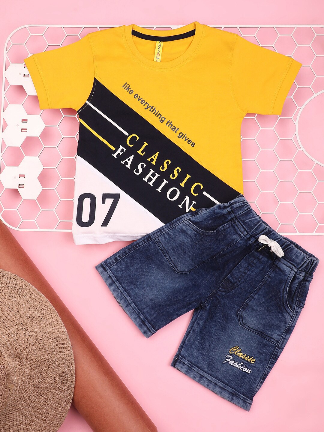 

V-Mart Boys Printed Pure Cotton T-shirt with Denim Shorts, Yellow