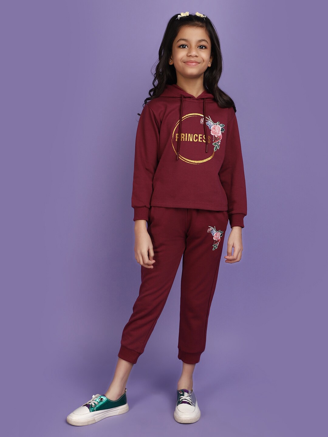 

V-Mart Girls Printed T-shirt with Trousers, Maroon