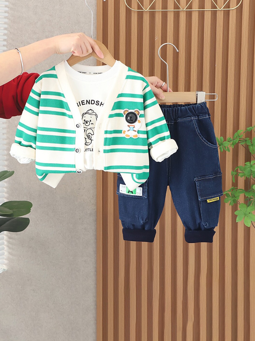 

INCLUD Boys T-shirt & Cardigan with Trousers, Green