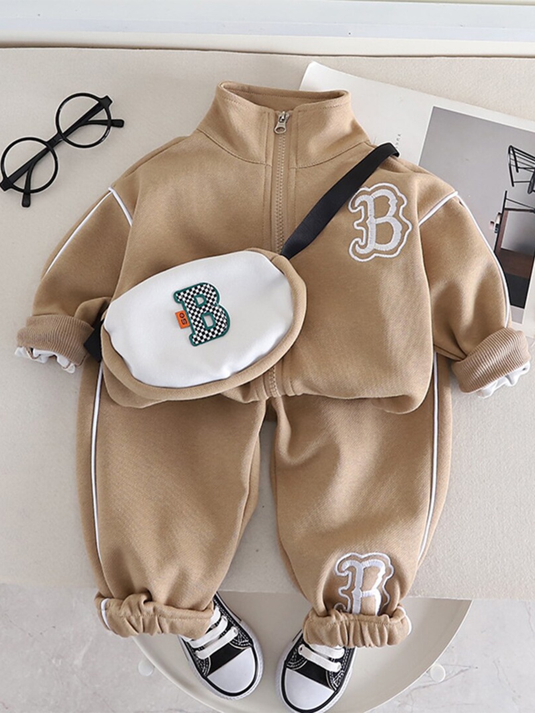 

INCLUD Boys Printed Jacket & Sweatpants With Sling Bag, Brown