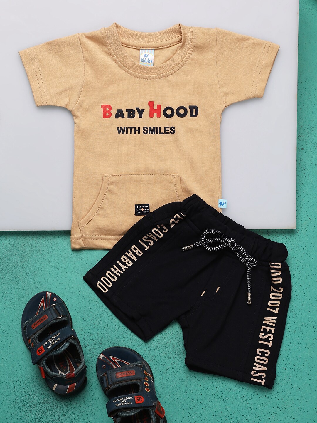 

V-Mart Infants Printed Pure Cotton T-shirt with Shorts, Brown