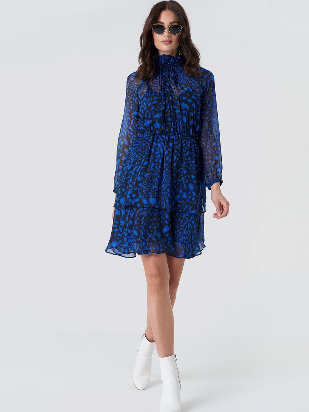 

TIRA Floral Print Tie-Up Neck Long Sleeves Chiffon Fit & Flare Dress, Blue