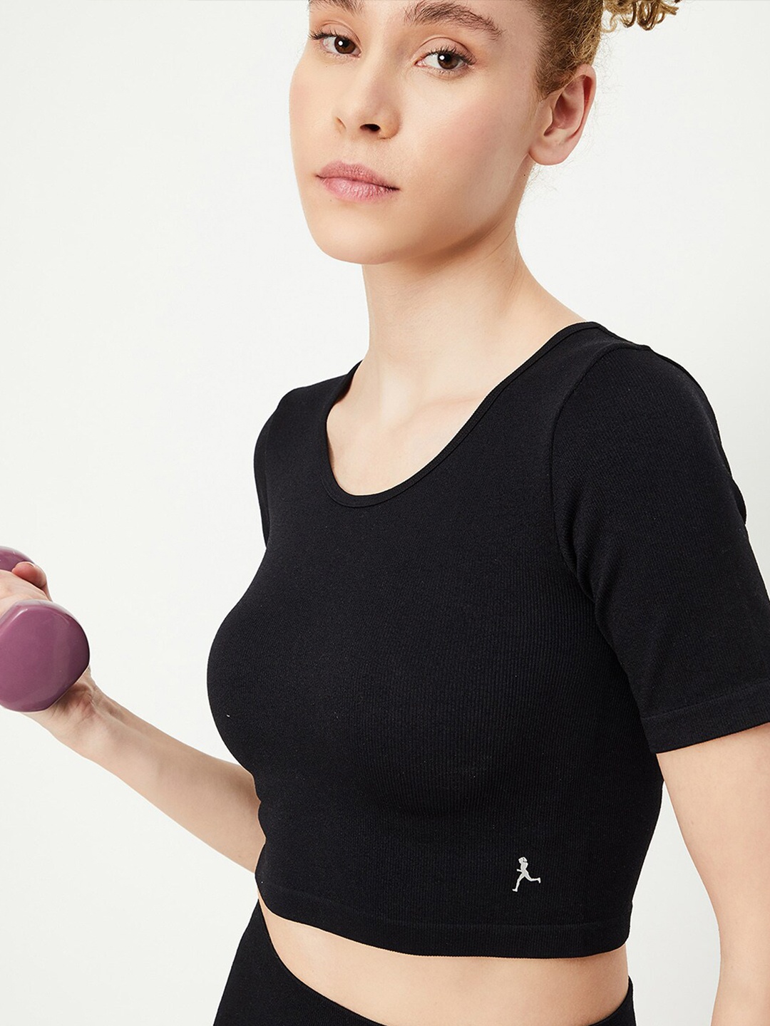 

max Round Neck Cropped Sports T-shirt, Black