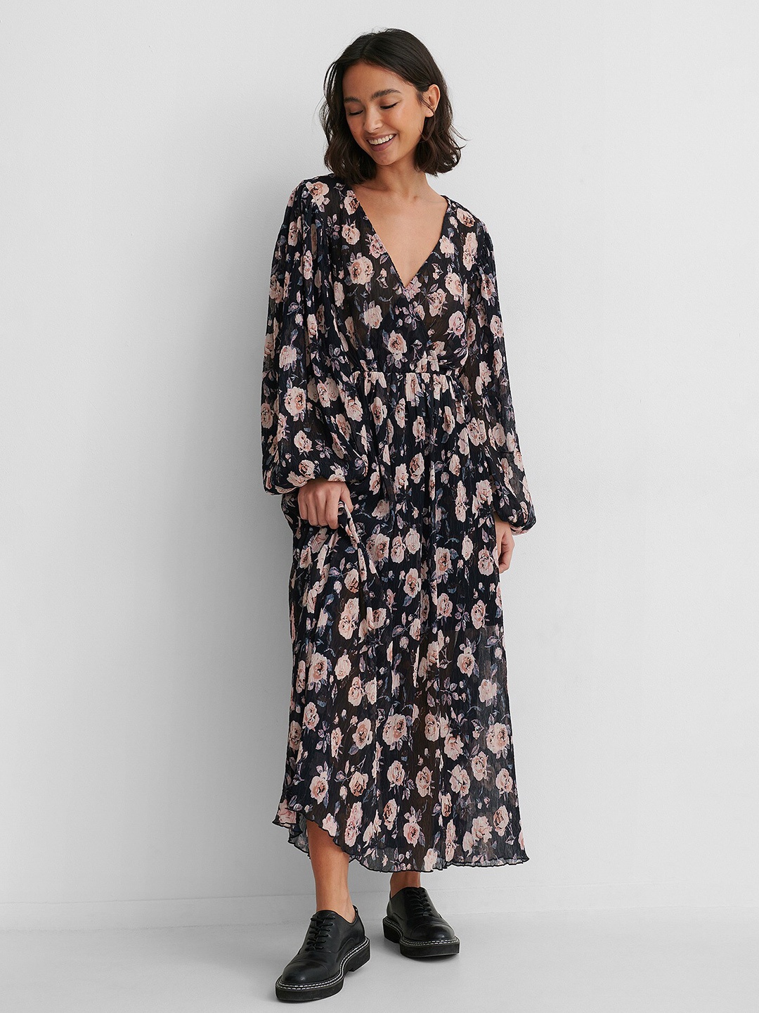 

Mitera Floral Printed Chiffon Fit & Flare Maxi Dress, Black